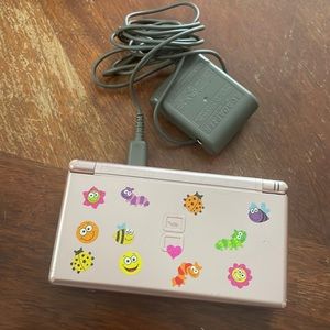 Nintendo DS lite